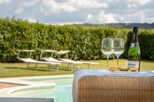 Villa Antico Tabaccaio - Luxury Farmhouse in Umbrian Countryside