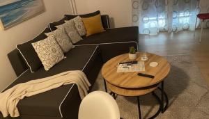 Urban Soul Modern 2BR Retreat in Exarcheia