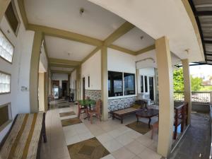 Fathin Hotel Bawean Syariah