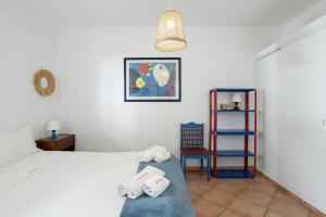 Casa de Zanão 1 in Albufeira - Cozy 2-Bedroom Apartment, by Hopstays