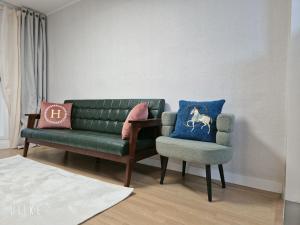 STAY179-Women-only share house-B102&102