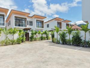 Goldena Residence Private Pool Villas