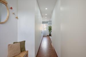 Jasmine Whisper by Elysian