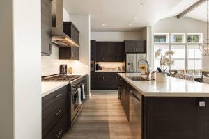 The Reel Deal, Luxury Family Cabin by Alpine Slide