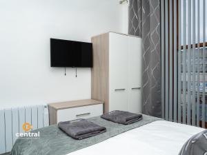 Trades Lane by CENTRAL SERVICED APARTMENTS - Cosy 1 Bedroom - Central Location - Walk Away from Waterfront - Walk Away to Bus & Train Station - Long Stays Welcome