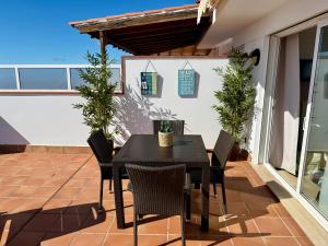 Grand and luxurious duplex with large terrace and amazing sea views