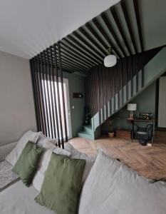 Maison joliment décorée dans un quartier calme