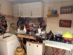 Cytau Office Wi-fi 3 Estações Trabalho 1 Dormitório Cozinha Sofá