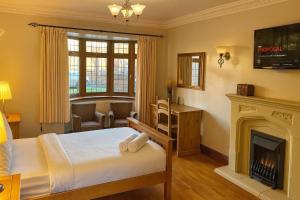 Elegant Vintage Stay Near Airport & NEC, Long-stay or Contractors Deal