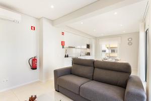 Bright 2BR in Praia da Rocha - 5 minutes to Beach
