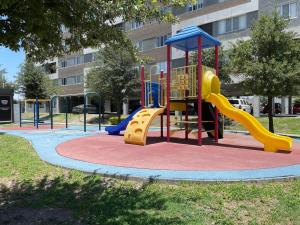 Depa con Cocina, Sala, Comedor y Alberca