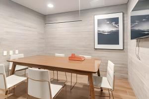 Fantastic Gym - Coworking - Laundry - Subway