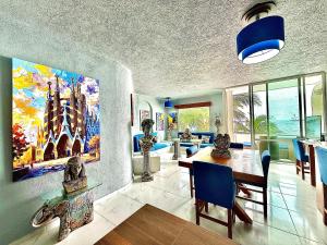 Espectacular Apto remodelado, de lujo y a pie de Playa con vista al mar - 4hvězdičkové hotely ve městě Manzanillo