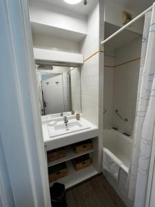 116 naturelle , Wimereux , Studio pour 4 , parking , garage à velos , wifi