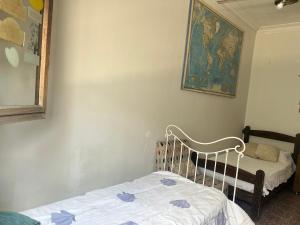 Dormitorio en casa de familia