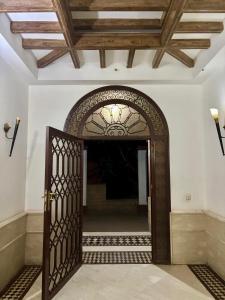 Luxury apartment with swimming pool, Hivernage