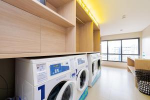 Flat a 450m Shopping Mueller