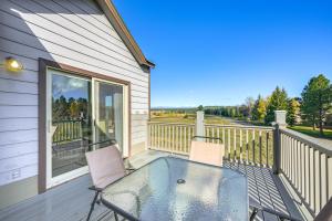 Pagosa Condo with Deck, 4 Mi to Hot Springs and Dtwn