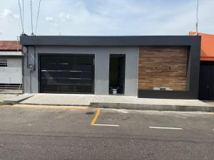 Casa de 4 Quartos - 2 suites