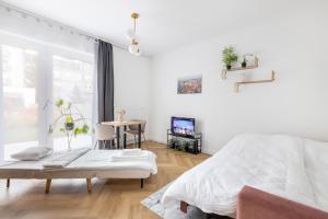 Kościelna Apartment with free parking