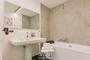 Mare Aurum Apartment - LOpera Group