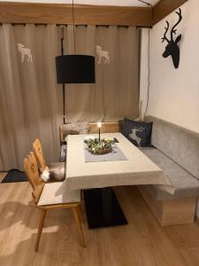 Charming apartment Berggeweih Lodge at Zwölferkogel in Hinterglemm