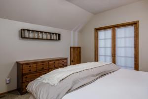 Southfork Retreat