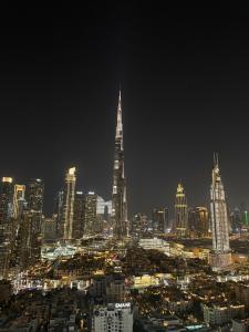 White House With Burj Views, Free Parking