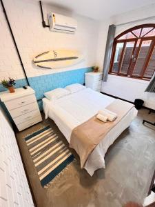 Quarto Backdoor, confortável e a 50m da praia do Campeche