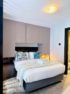 Spacious & Elegant Studio in Westland