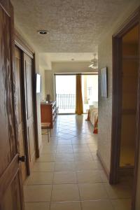 Bay View Grand 2BR Oceanfront Condo D1202
