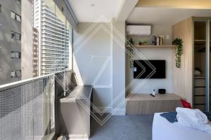 Zainalofts7Moema frente ao Hospital Alvorada 608BY