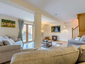 4 Bed in Llandrindod Wells 86118
