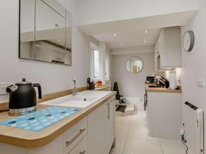 3 Bed in Brixham 78602