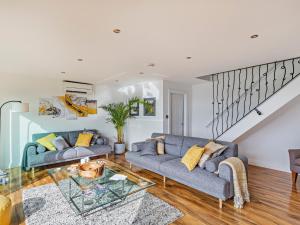 3 Bed in West Morton 94182