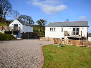 1 Bed in Truro LSUNF