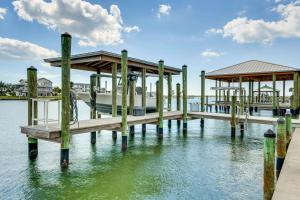4 Mi to Englewood Beach Boating and Fishing Escape