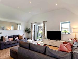 3 Bed in Westward Ho 89018