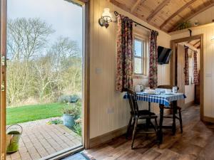 1 Bed in Ironbridge 77906