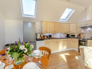 2 Bed in Filey 79279