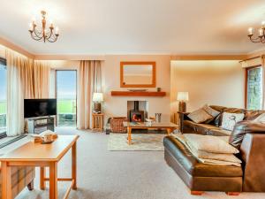 3 Bed in Marloes 52794