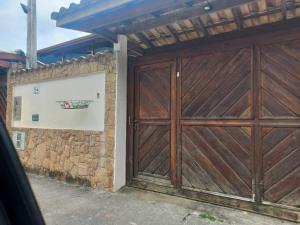 Casa na Praia do Perequê-Açu