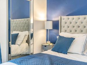 3 Bed in Tenby 86625