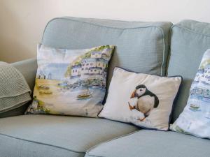 3 bed in Freshwater East FB100