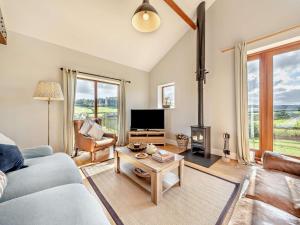 3 Bed in Sherborne 65854