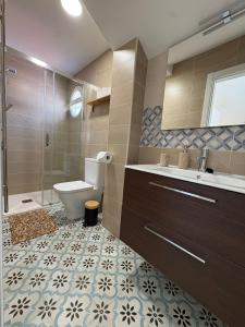 Luxury Villa with Panorama View and Heated Pool