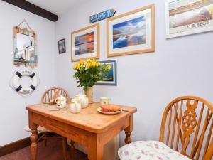 1 bed in Lyme Regis 40483