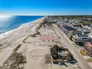 Branch Breeze Beach House