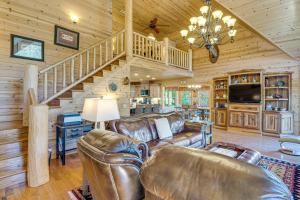 Hayesville Cabin with Game Room and Mtn Views!