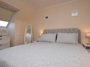 3 Bed in Galashiels 76698